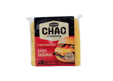 Queso Rebanado Vegano Con Tofu, Chile Jalapeño y Pimiento Rojo